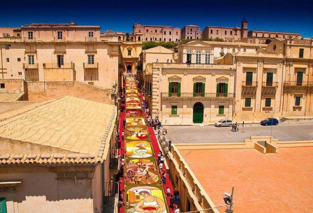 B&B Del Carmine Noto Exterior foto